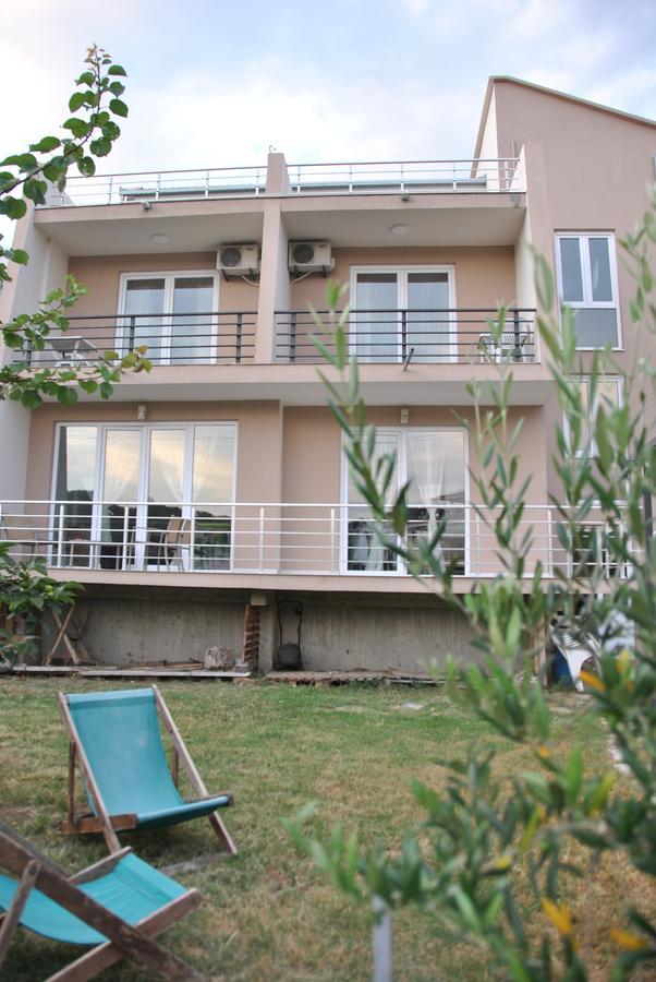 Haamel Apartment ウルツィニ エクステリア 写真