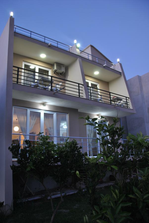 Haamel Apartment ウルツィニ エクステリア 写真